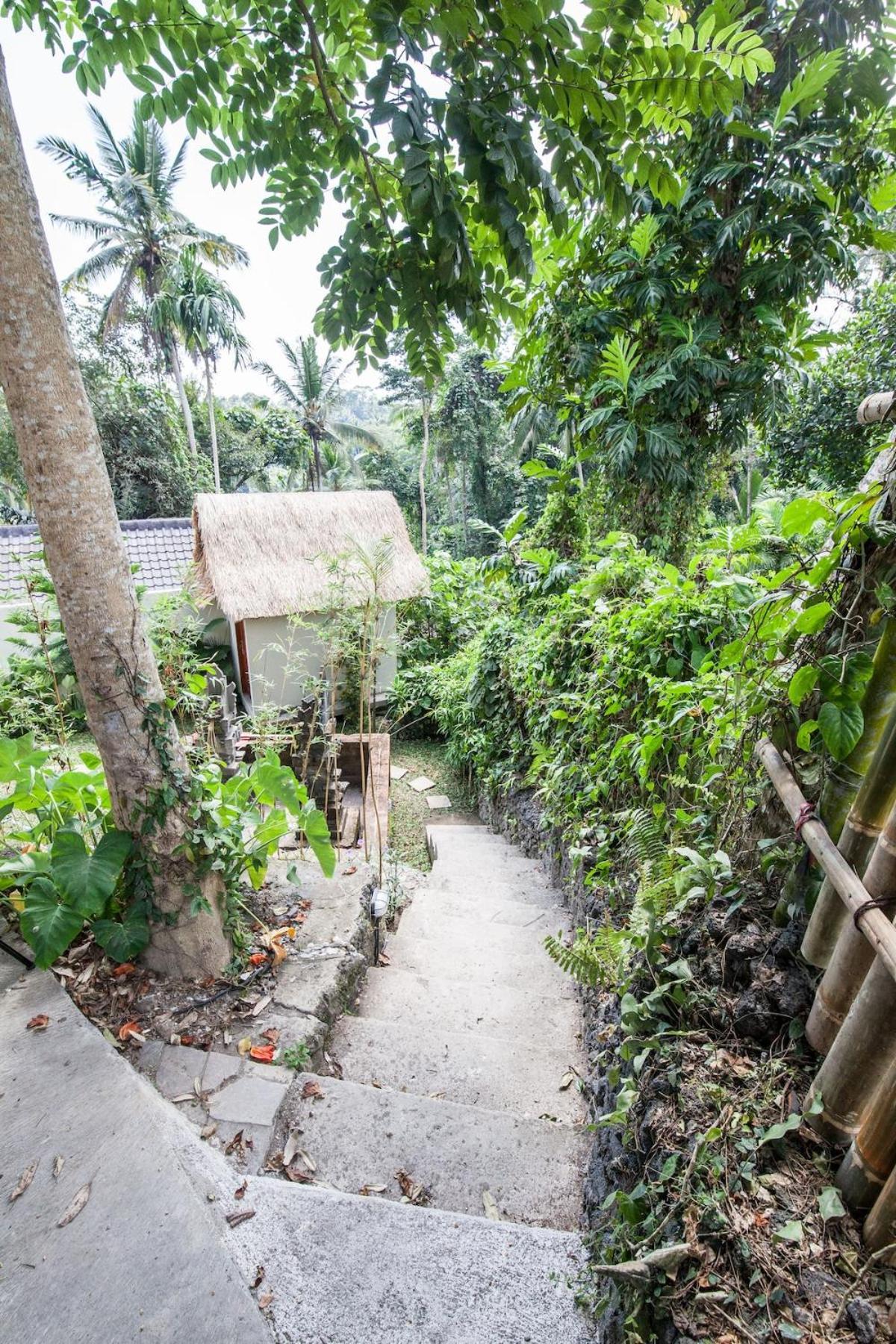 Uma-ijo Villa *
